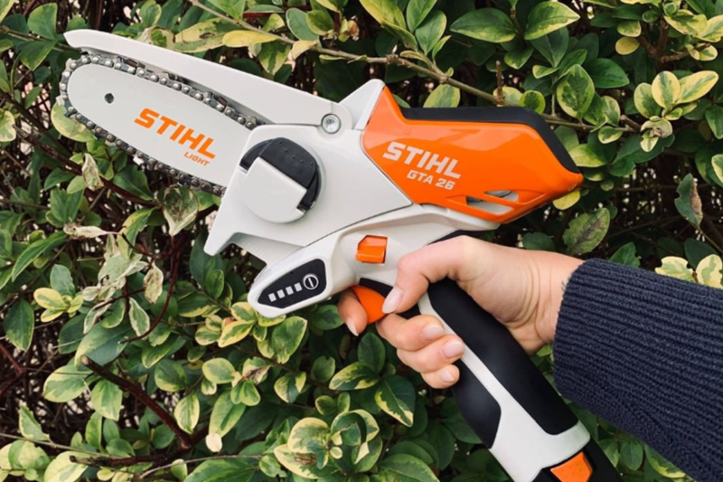 Electroferastrau cu lant, cu acumulatori, Stihl, tip GTA26 SOLO (fara incarcator si acumulator)