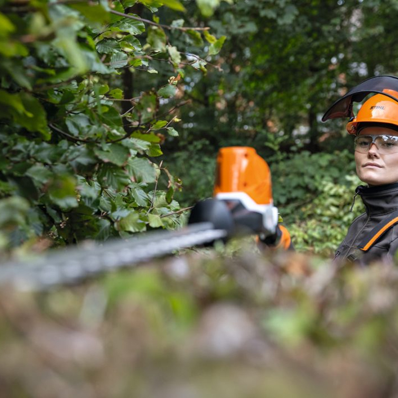 Foarfeca de tuns gard cu raza lunga, 50cm, compatibila cu acumulatori 36V, Stihl, tip HLA86, SOLO (fara incarcator si acumulator), sistem AP