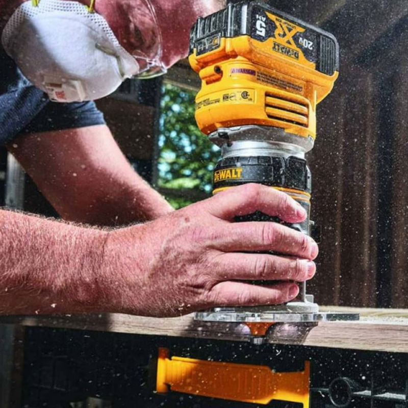 Masina de frezat verticala DeWalt 18V, Solo, in TSTAK, DCW604NT-XJ